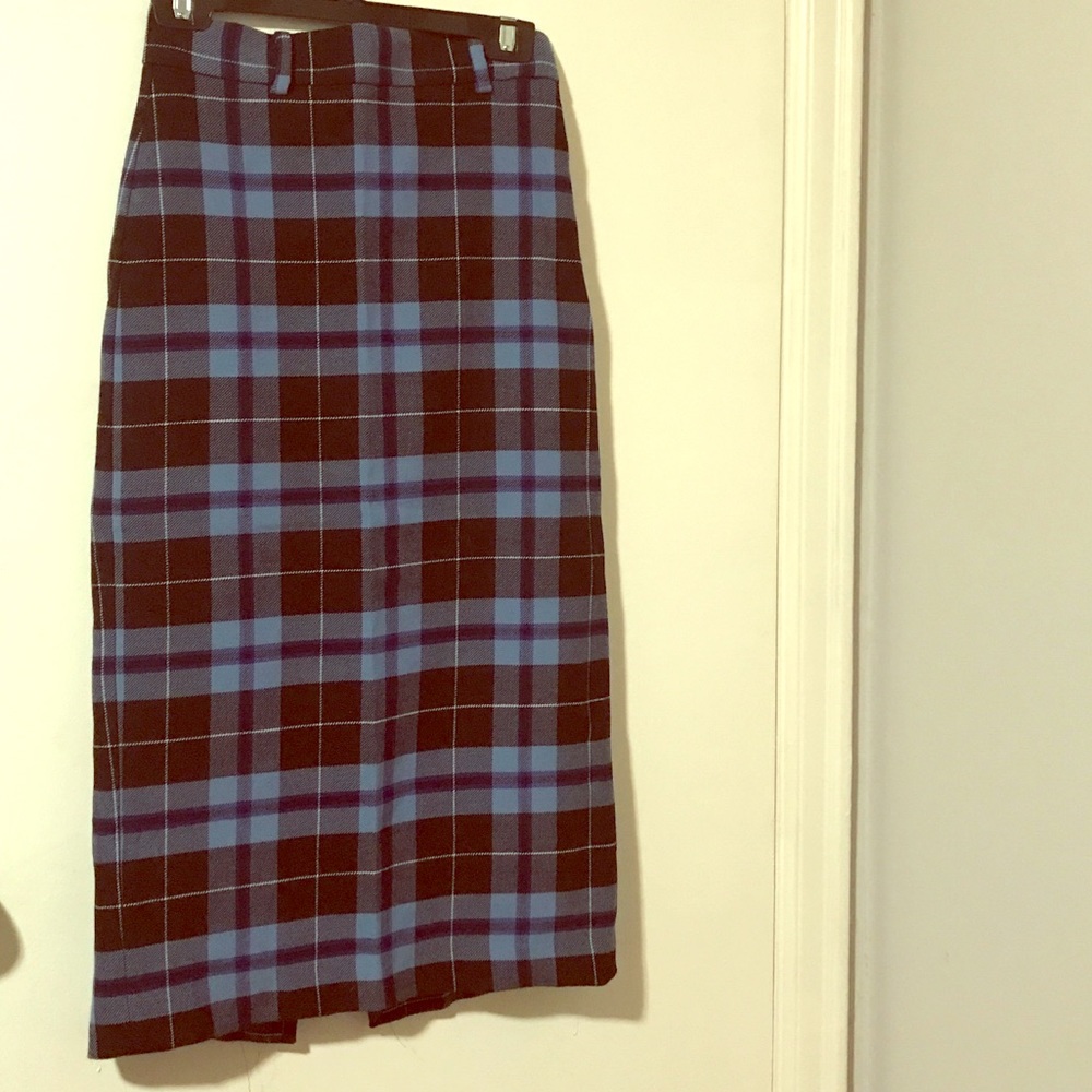 Chic Zara Plaid Skirt
